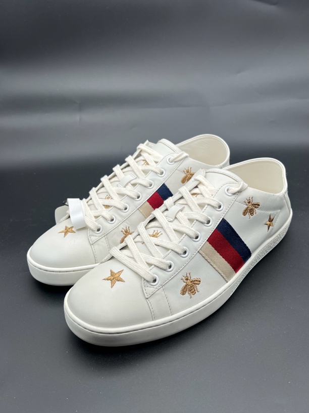 95新 GUCCI/古驰 金蜜蜂刺绣板鞋 白色时尚 奢f191 40.5码