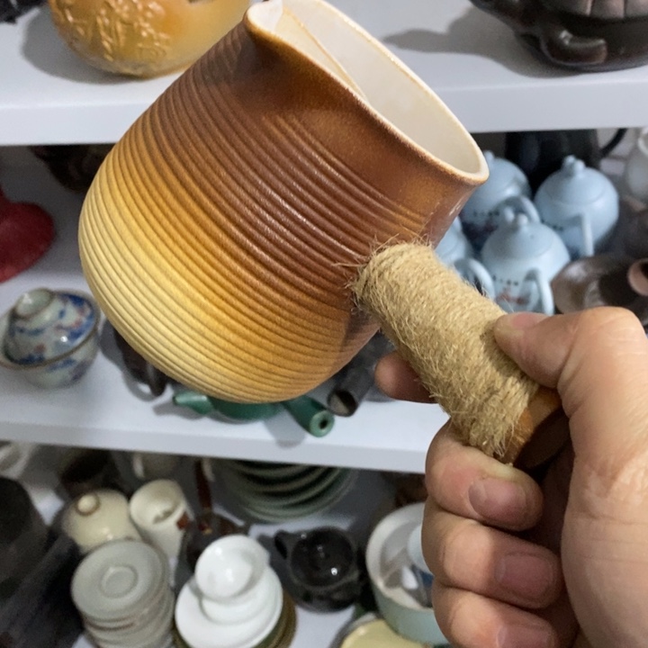 陶瓷艺术品及陶瓷壶