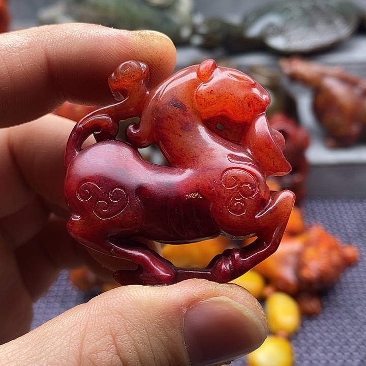 未镶嵌蛇纹石玉颈饰