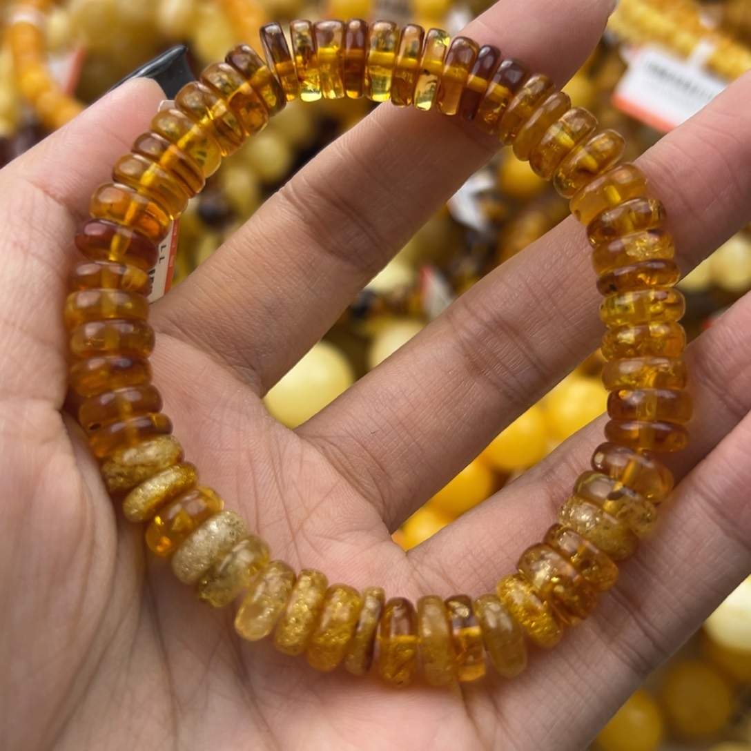 琥珀珠宝奇石未镶嵌