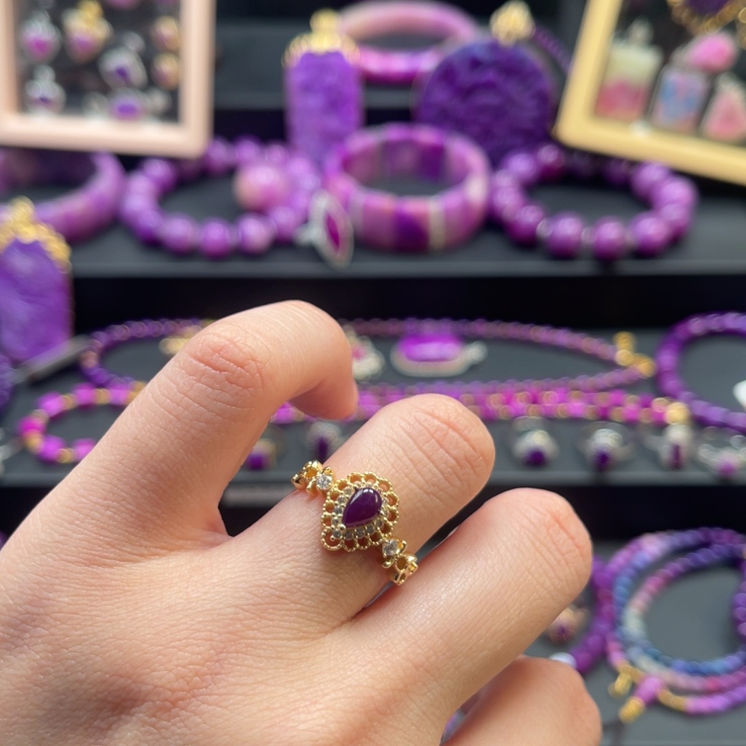 一***安苏纪石（舒俱来）银S925镀金镶嵌戒指