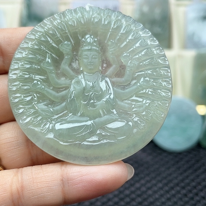 颈饰未镶嵌翡翠天然翡翠千手观音