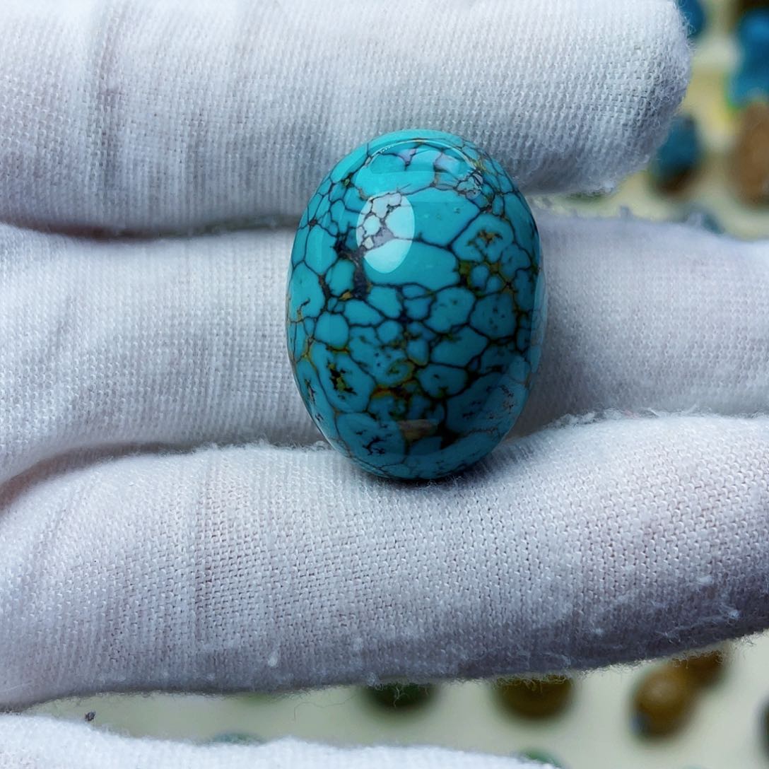 绿松石颈饰未镶嵌