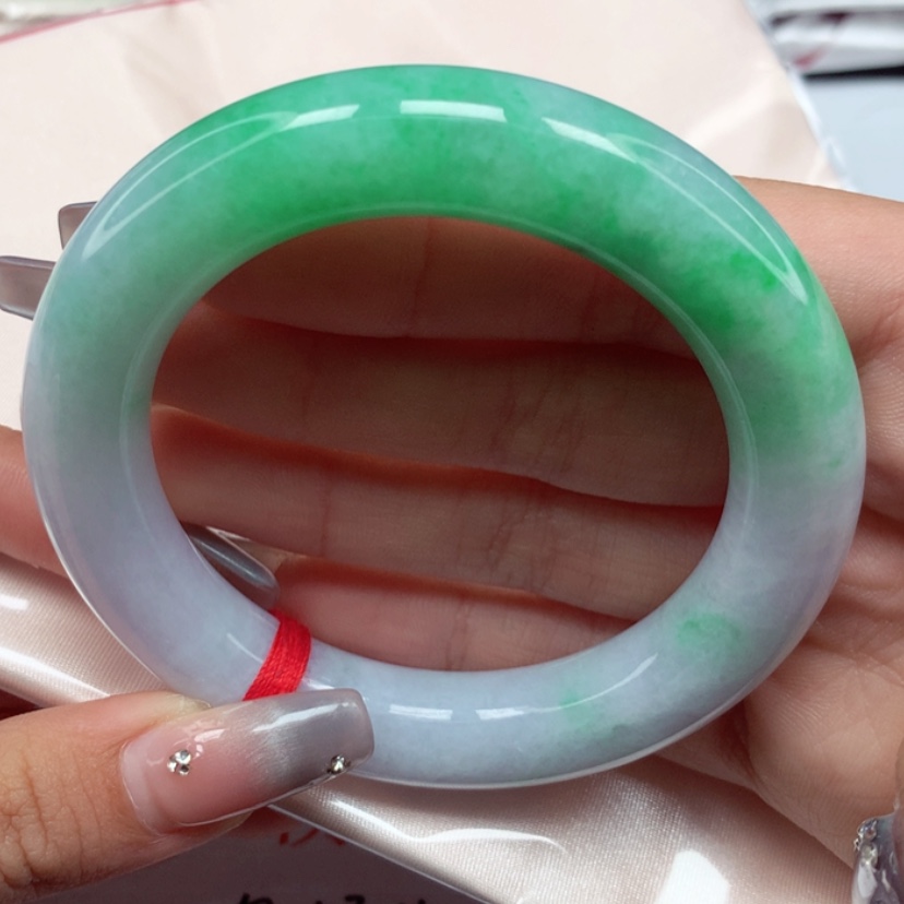 【闪购商品】翡翠手镯（圆镯）未镶嵌55圈