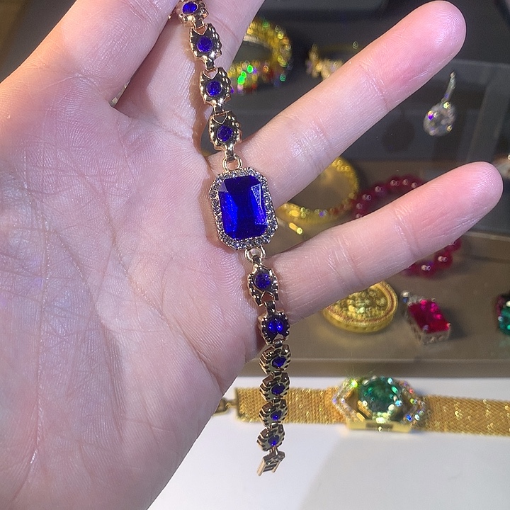 非金属41手链。             