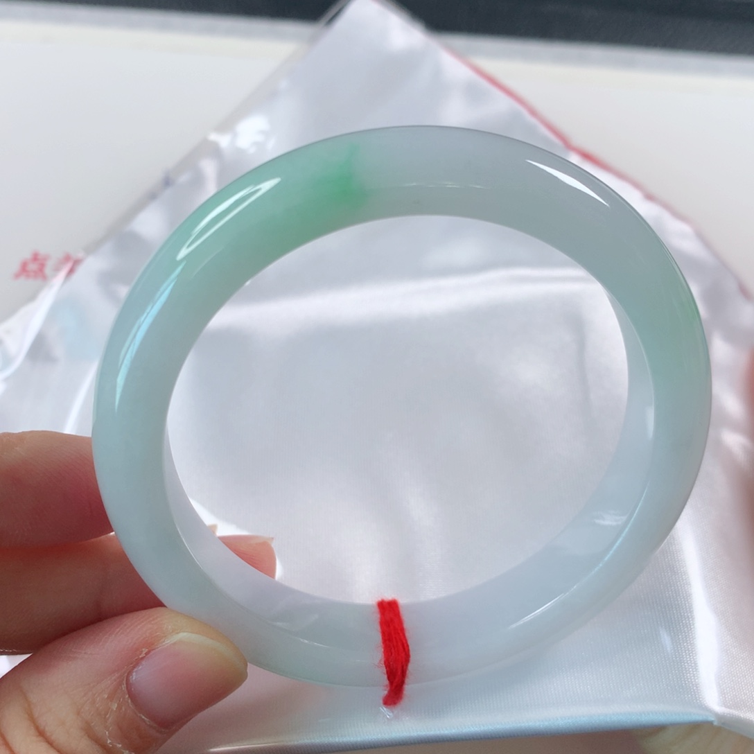 未镶嵌手镯翡翠325