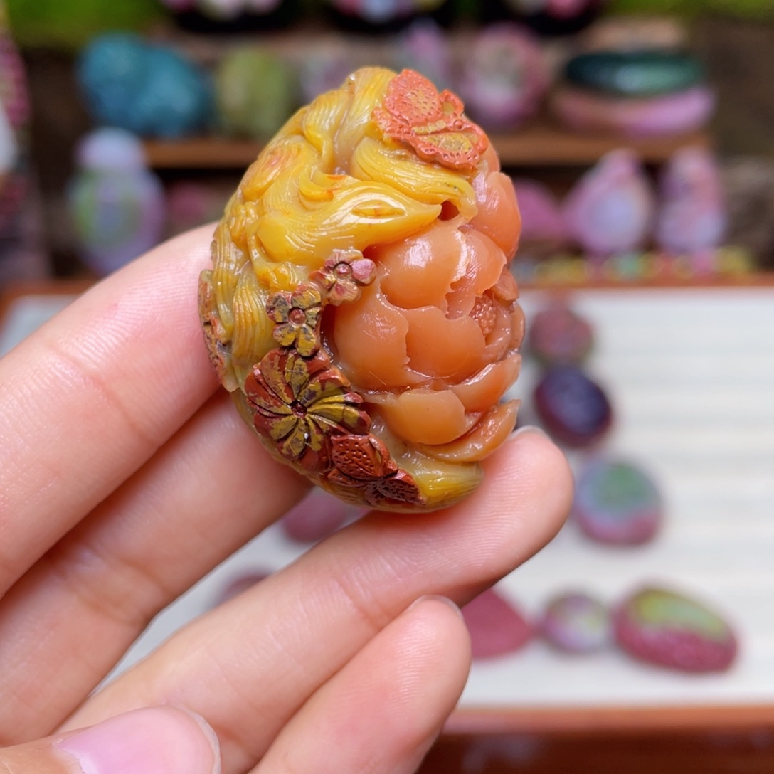 玛瑙/玉髓珠宝半成品未镶嵌?****?盐源玛瑙高货九尾狐新年