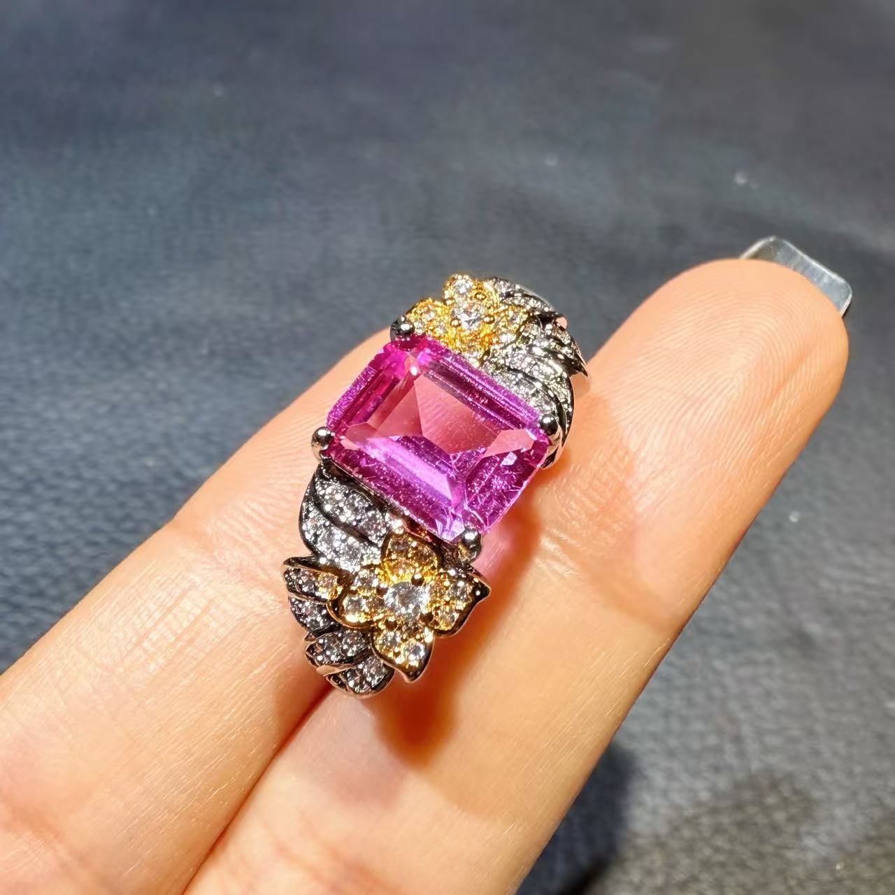 典藏轻奢-粉蓝宝-高精切宝石戒指YC-135