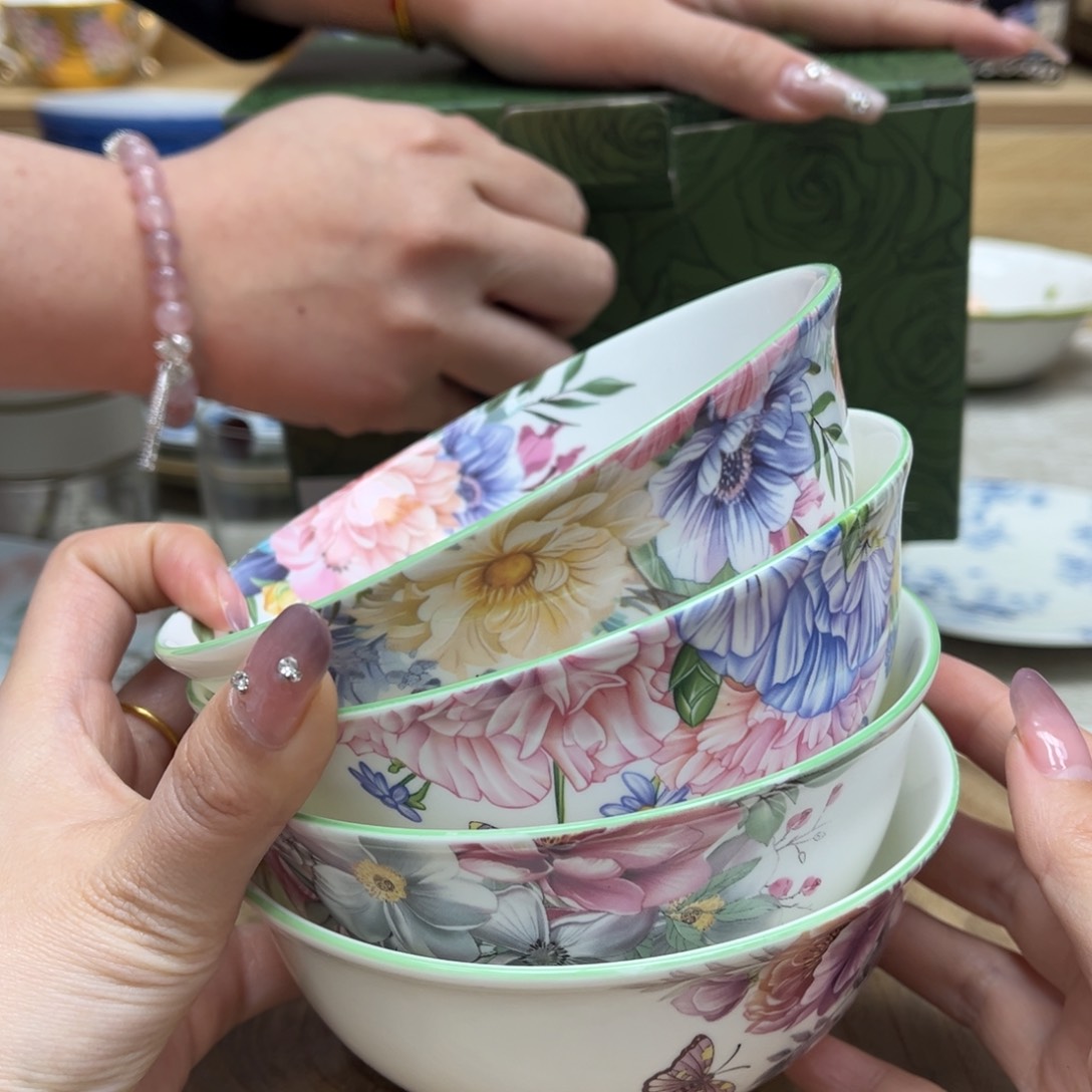 我的姐姐们好可爱