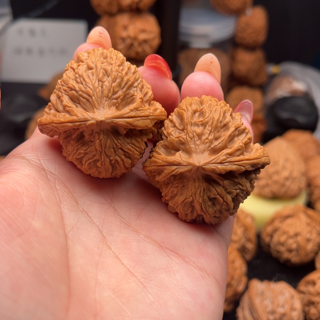 把件核桃南疆石41全