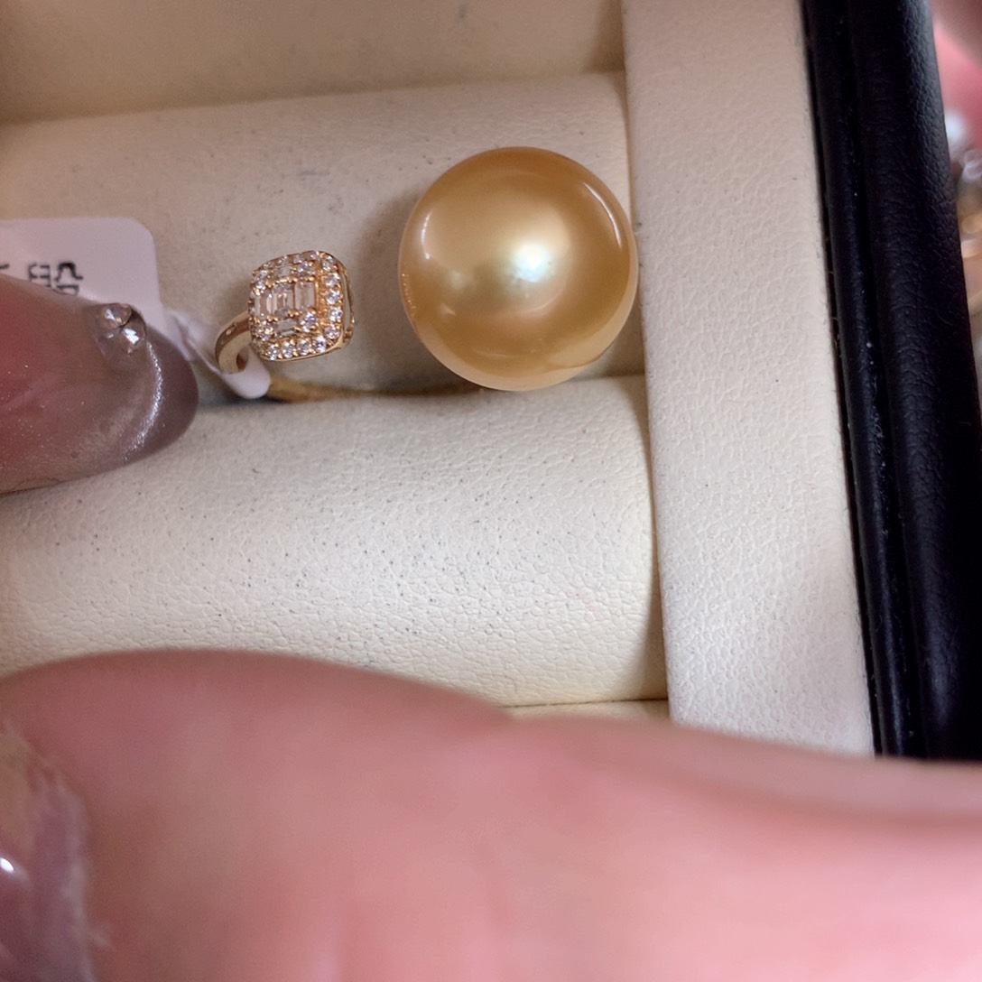 海水珍珠戒指18K金镶嵌