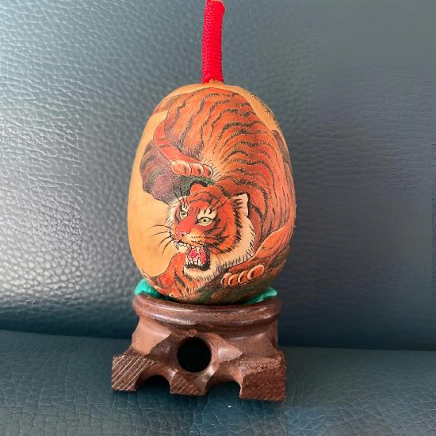 老虎针刺图案天然葫芦装饰品