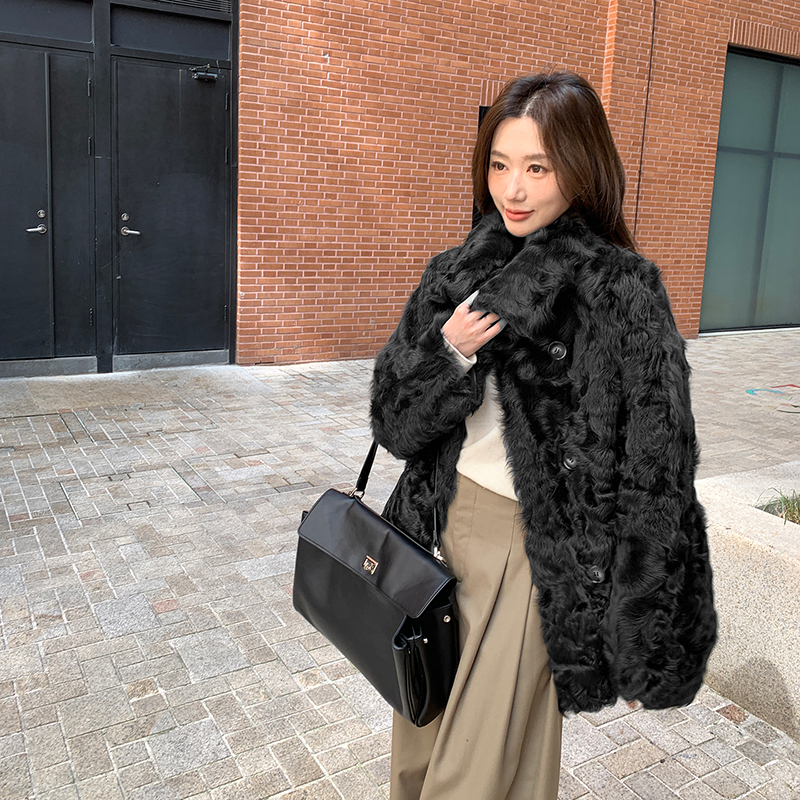 两面穿小湖羊皮毛一体外套女中长款2025冬新款立翻领皮草真皮大衣