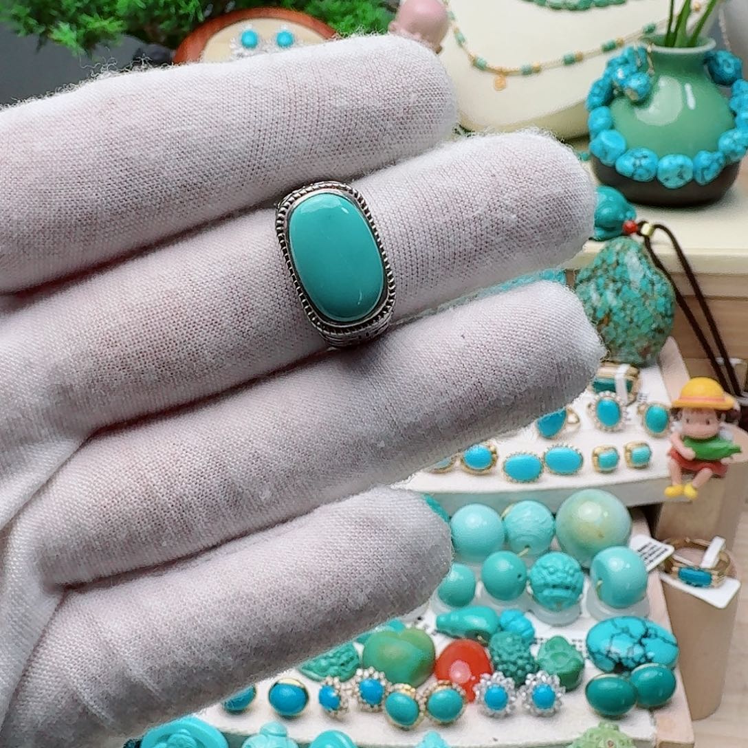 绿松石未镶嵌珠宝奇石