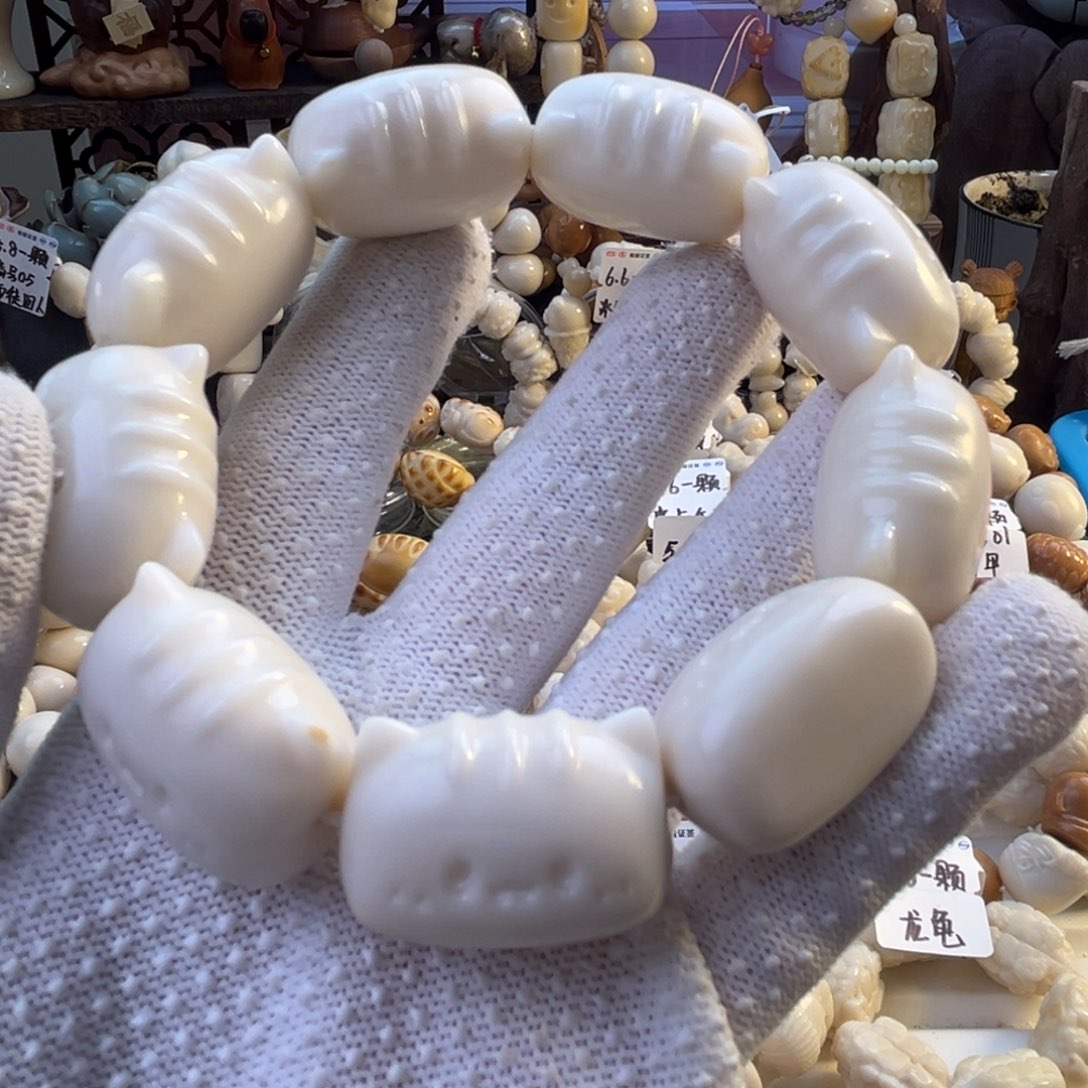 手串菩提根/象牙果-原色法棍猫
