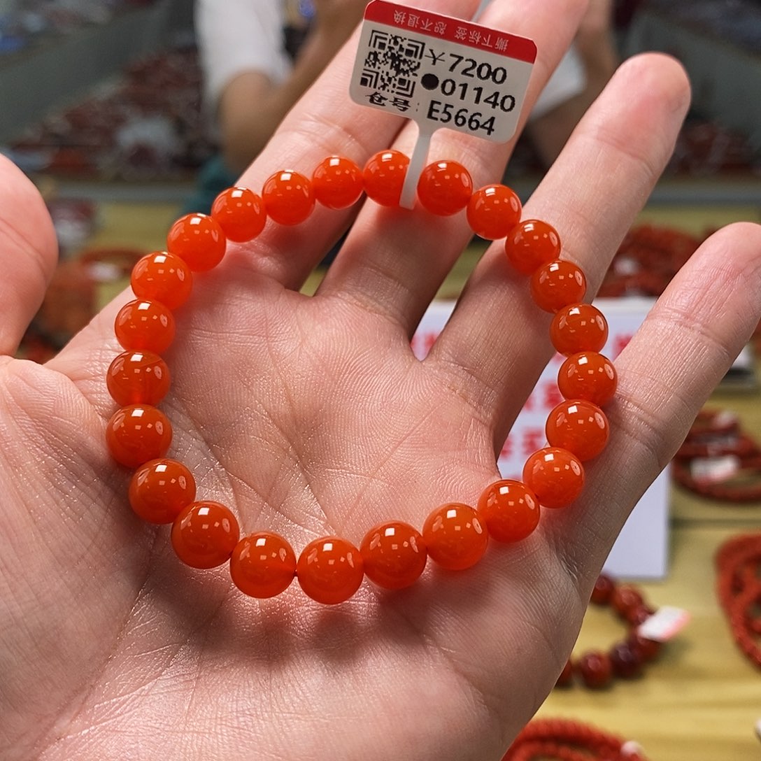 南红玛瑙云端   8mm  多样性发一未镶嵌