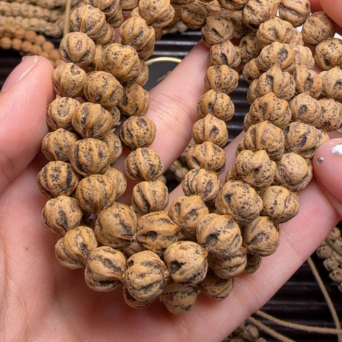 柏香籽/百香籽吊坠郑****部