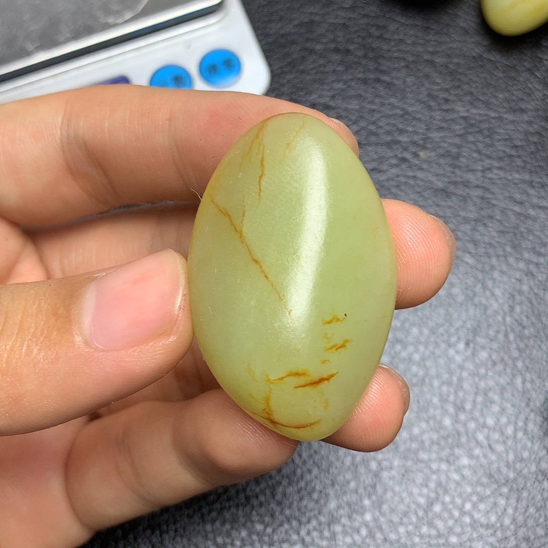 旗***和田玉未镶嵌挂件