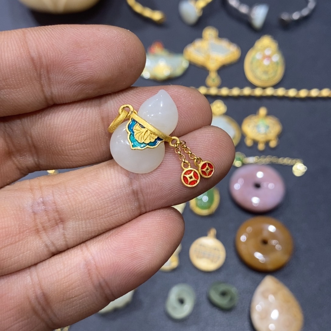 和田玉颈饰银S925镀金镶嵌