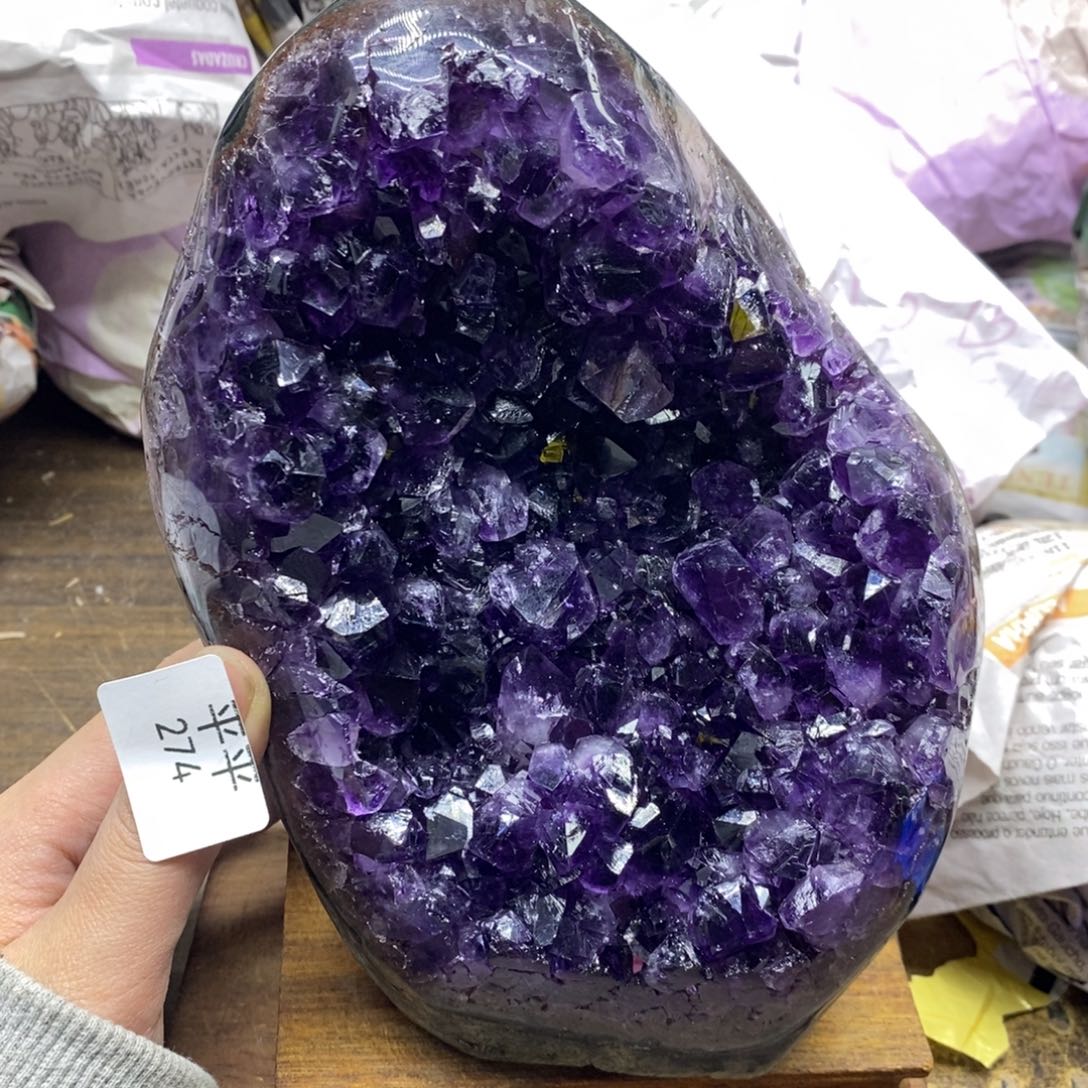 紫晶乌拉圭未镶嵌