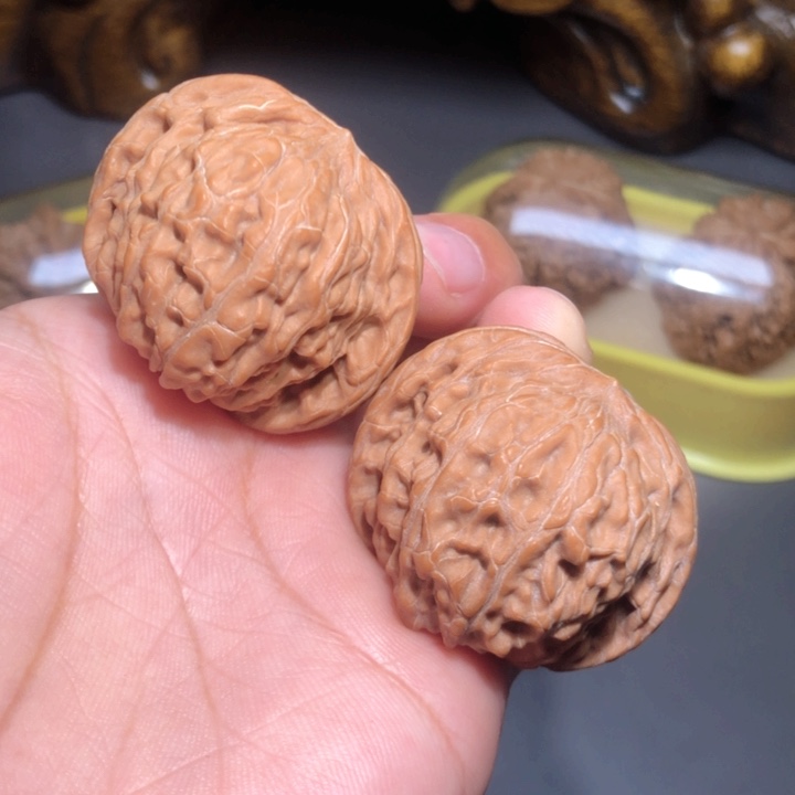 文玩核桃把件40磨盘