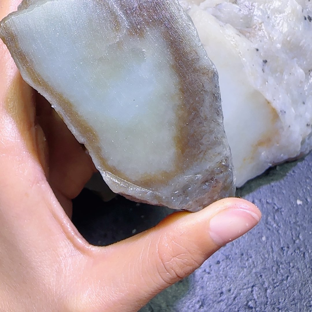 和田玉未镶嵌珠宝半成品