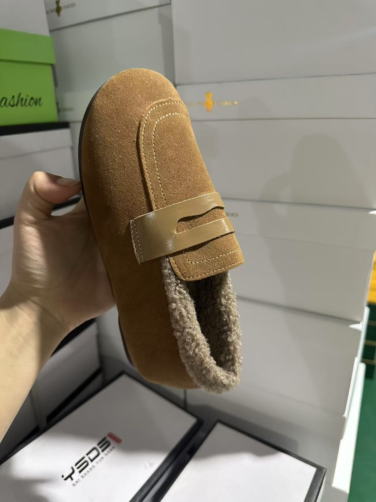 《小铺》休闲时尚女鞋67号