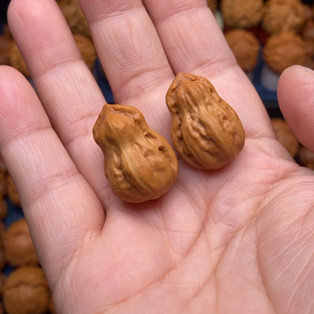 文玩核桃把件手捻花生