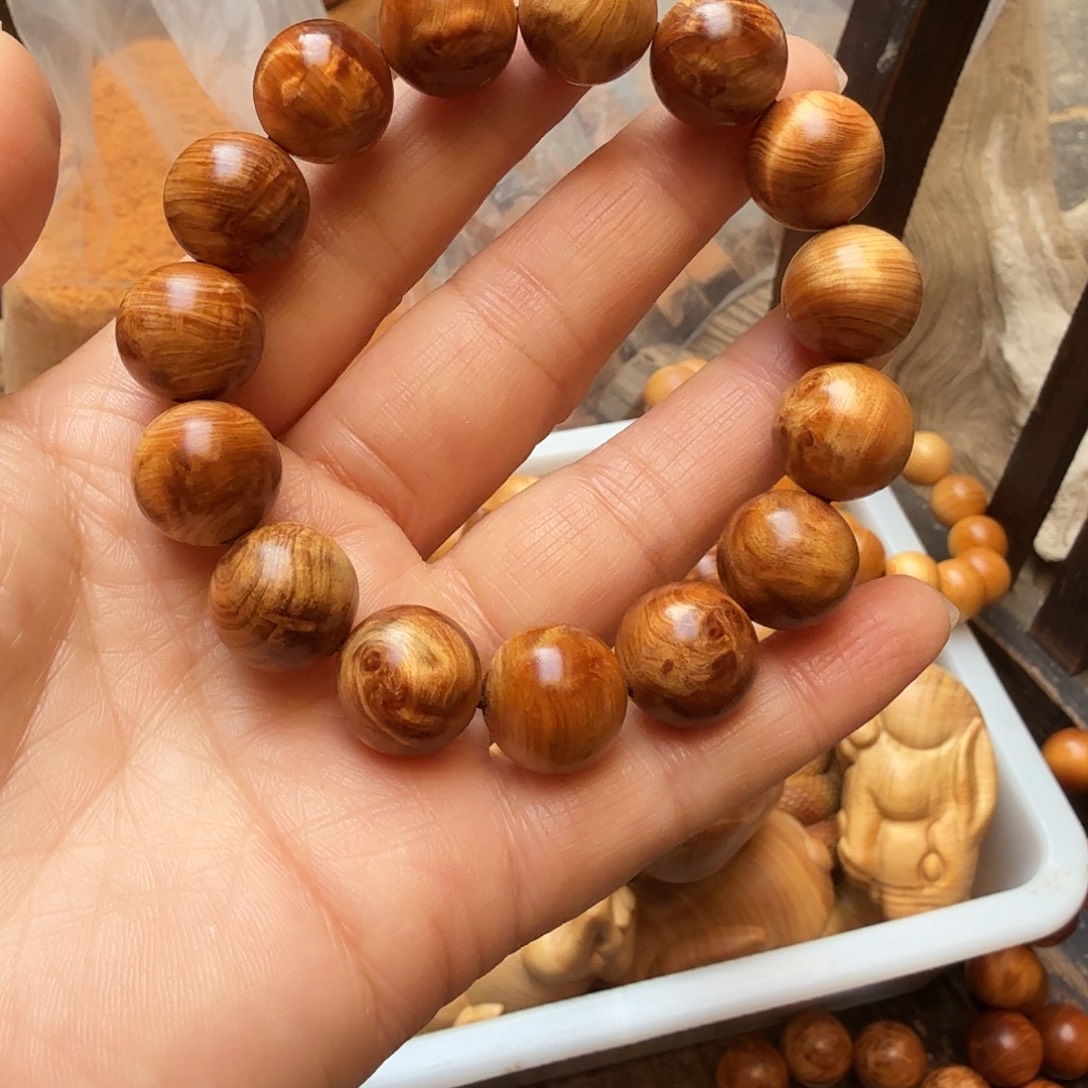 崖柏太行崖柏1.5红油骨料闪电玉化