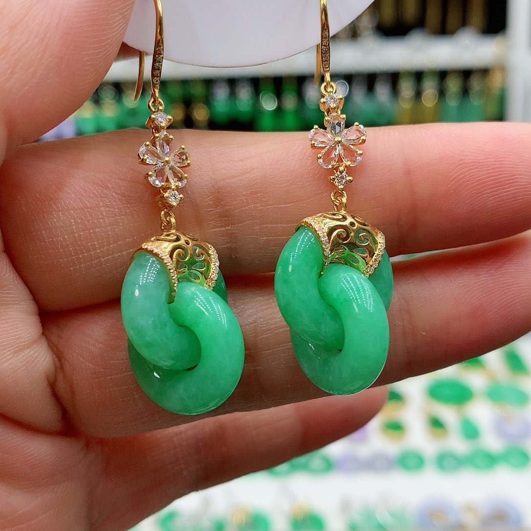 翡翠耳饰18K金镶嵌炑*椛
