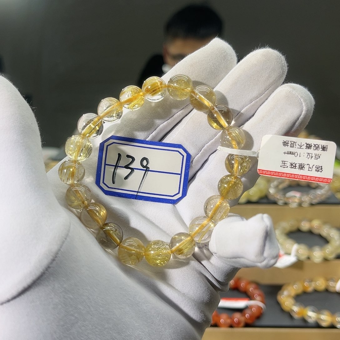 水晶手链未镶嵌晶莹剔透