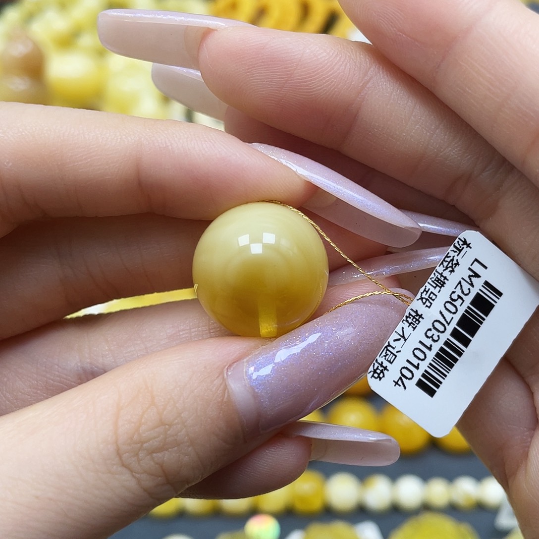 琥珀未镶嵌裸石圆珠17.7mm福利