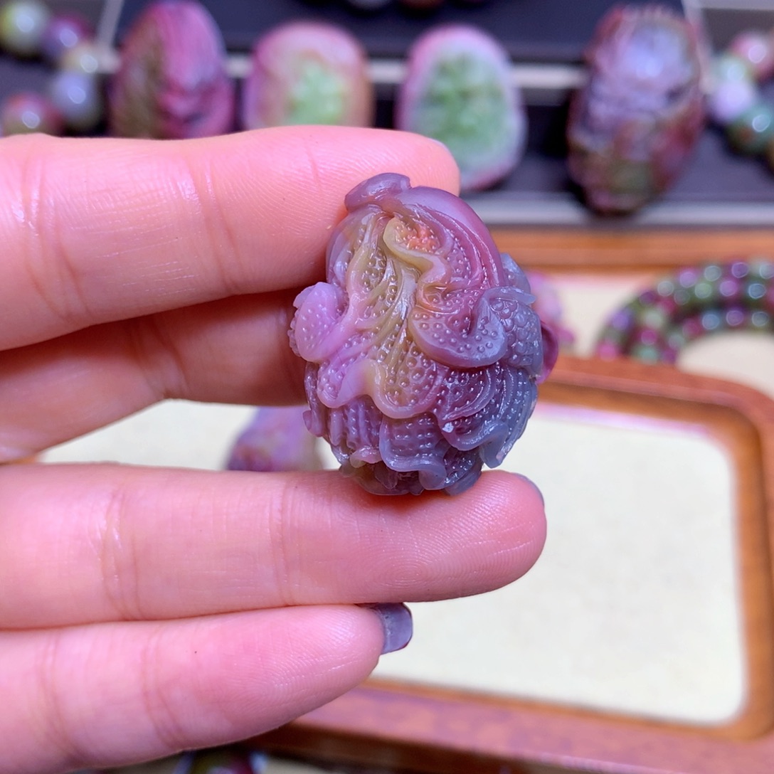 玛瑙挂件未镶嵌行**客盐源定制