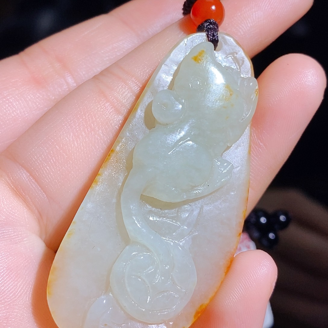 和田玉颈饰未镶嵌