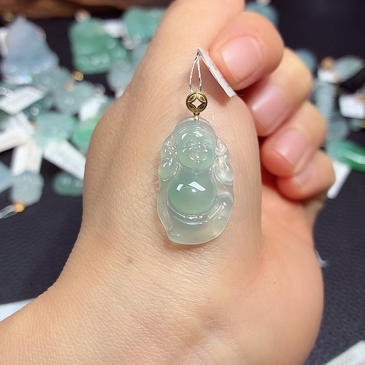 颈饰18K金镶嵌翡翠财神爷