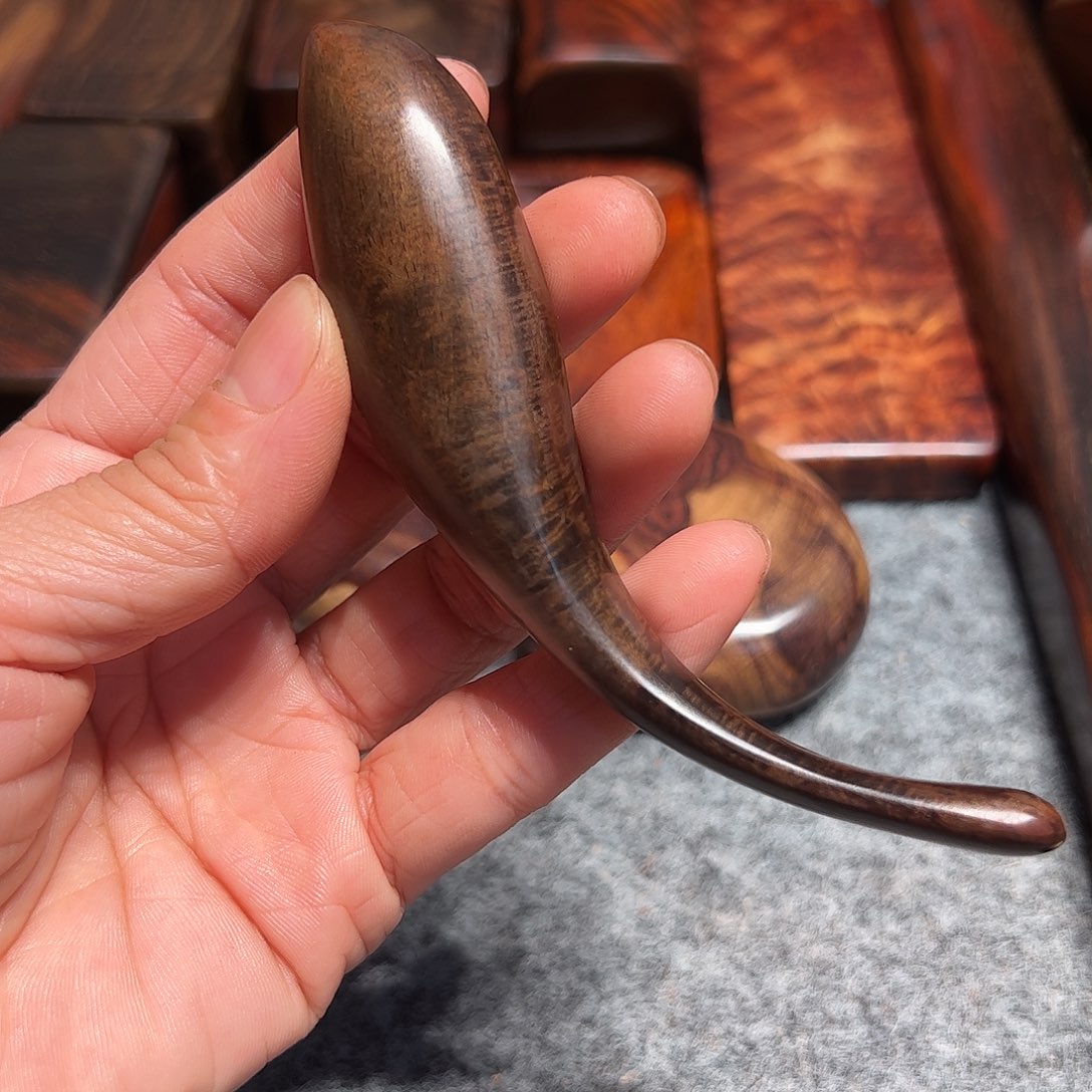 三***郎交趾黄檀（大红酸枝）