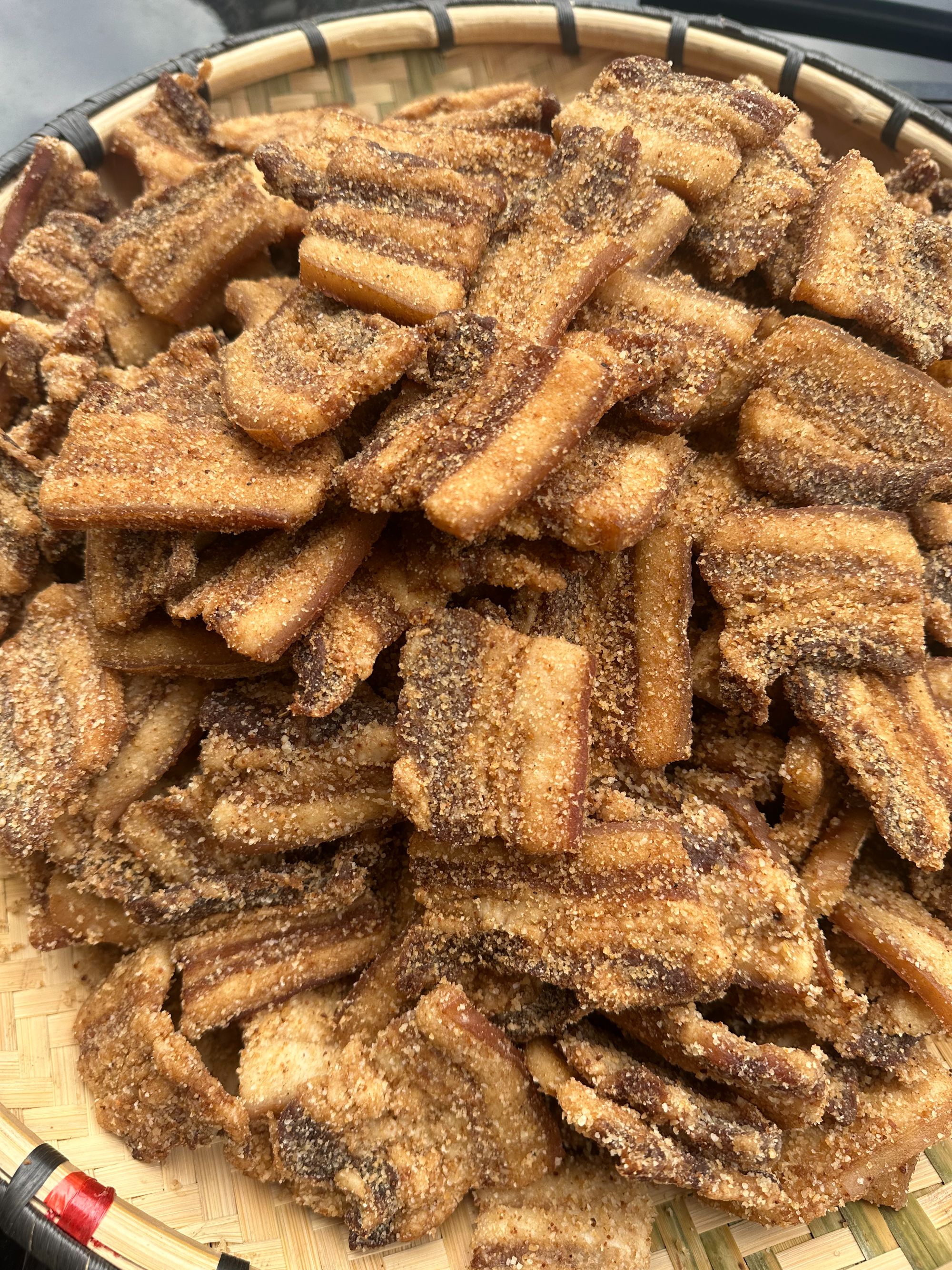 湖南邵阳农家 自制手工柴火腊米粉肉