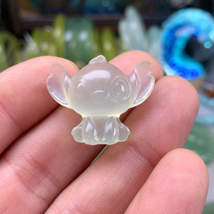 蛇纹石玉挂坠未镶嵌