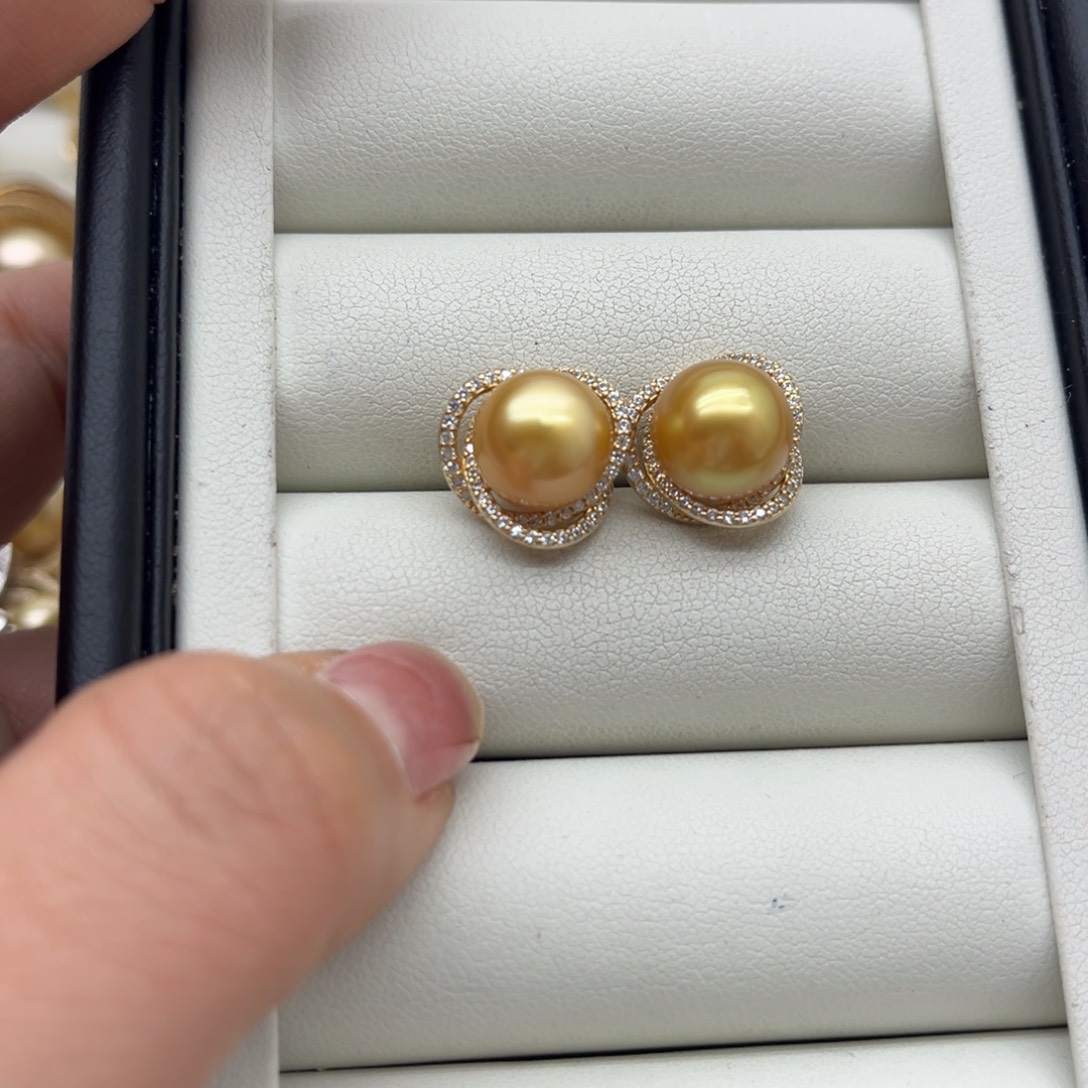 如***叭海水珍珠耳饰银S925镶嵌