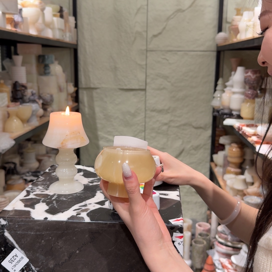 H106。                    亿。       