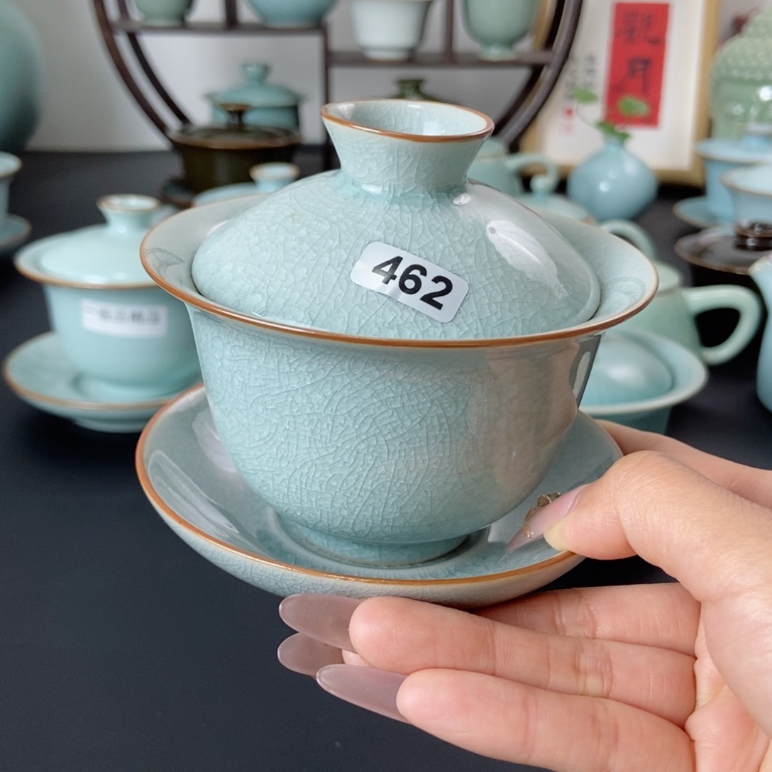 故****草冰裂元宝盖碗瑕462号