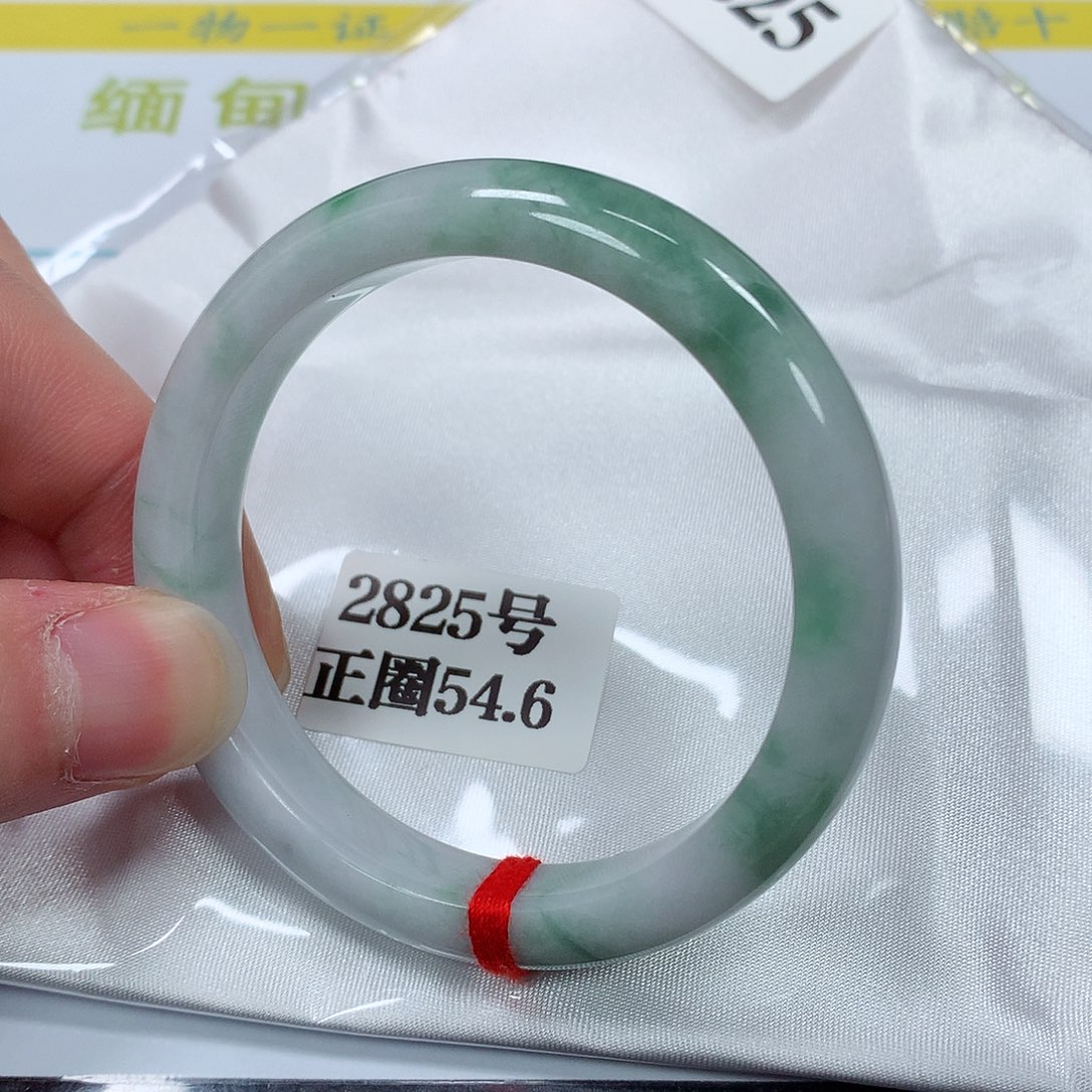 【闪购商品】翡翠手镯未镶嵌2825号