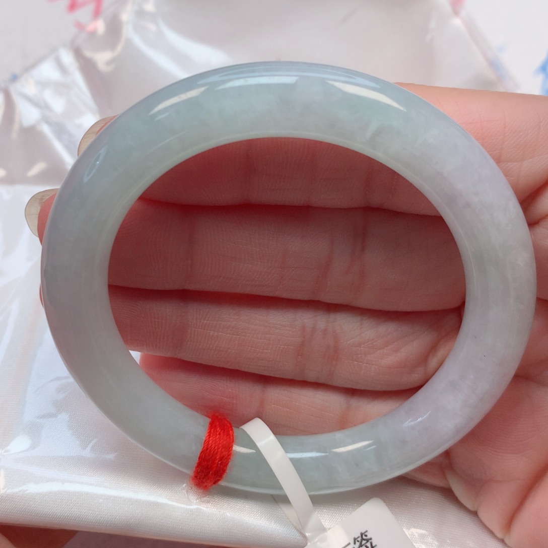 翡翠手镯未镶嵌51.7圆条