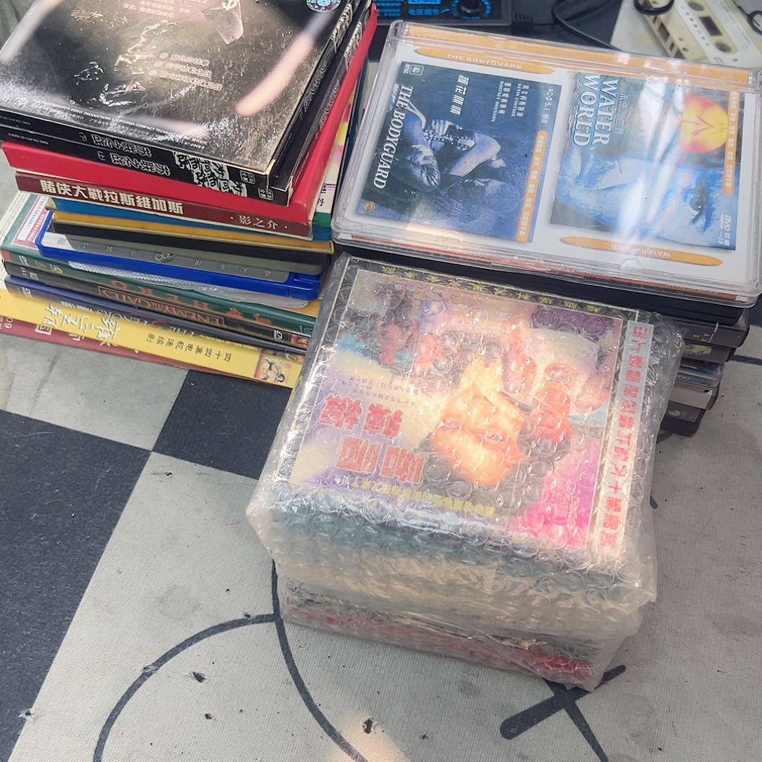 天***。8新DVD二手不包邮