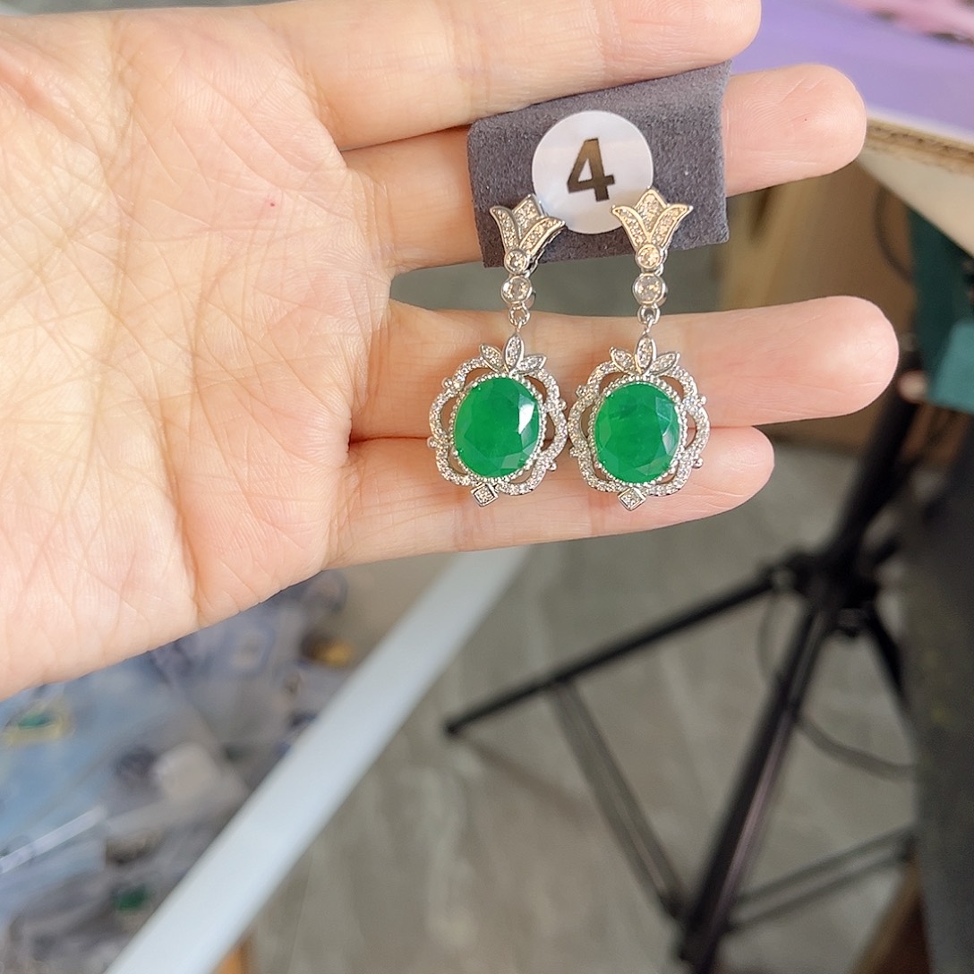 银S925镶嵌耳饰祖母绿