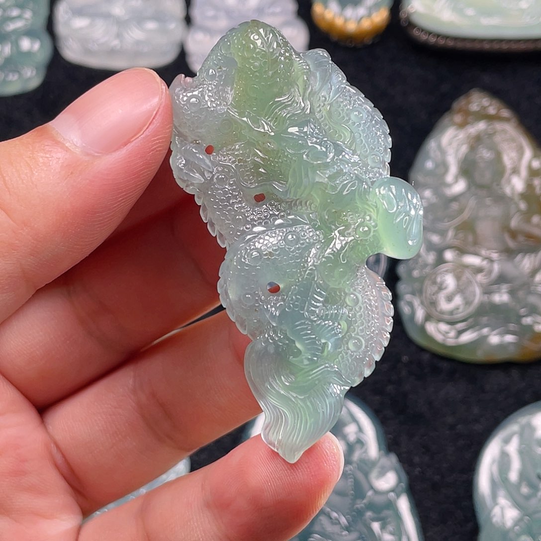 颈饰未镶嵌翡翠6，