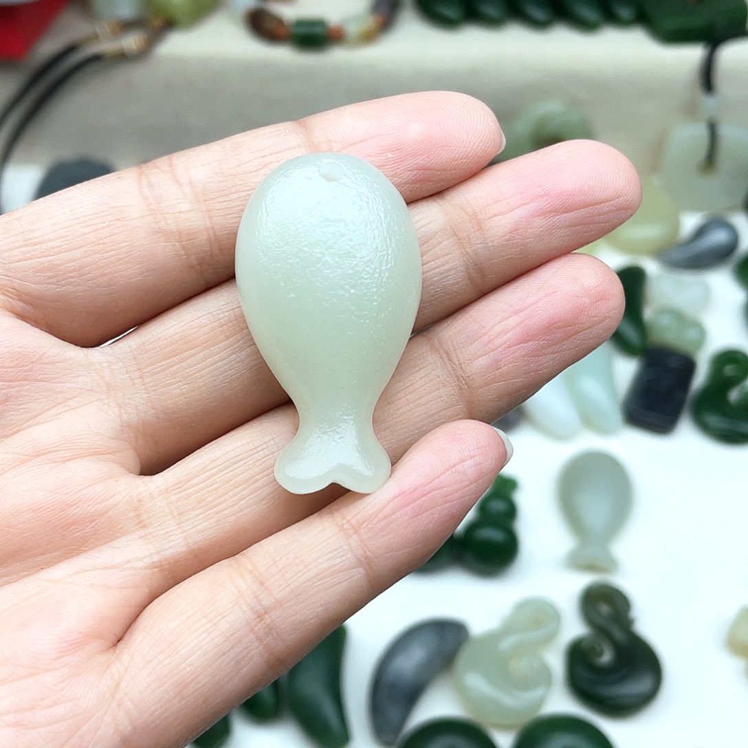 颈饰未镶嵌和田玉刘*啊