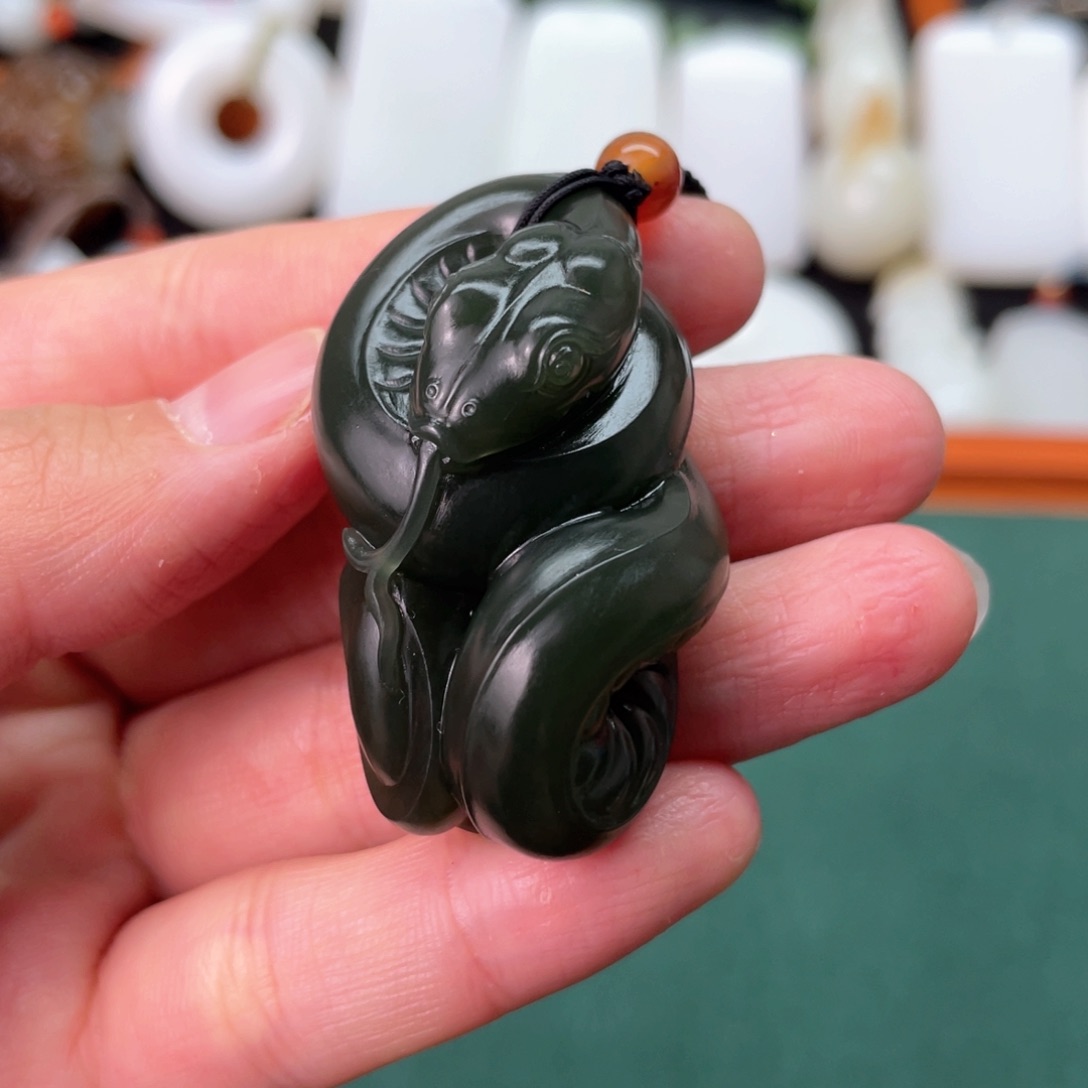 和田玉挂件未镶嵌