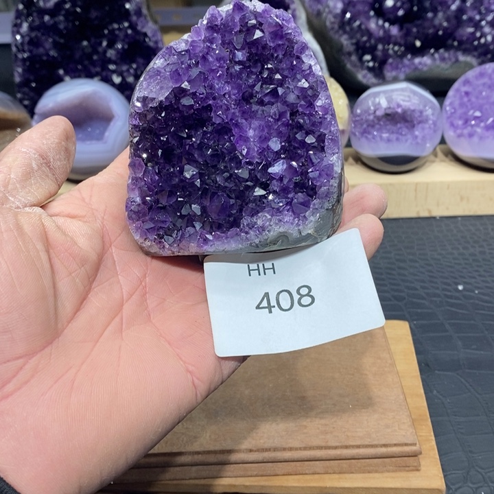 紫晶未镶嵌大型摆件（非配饰）