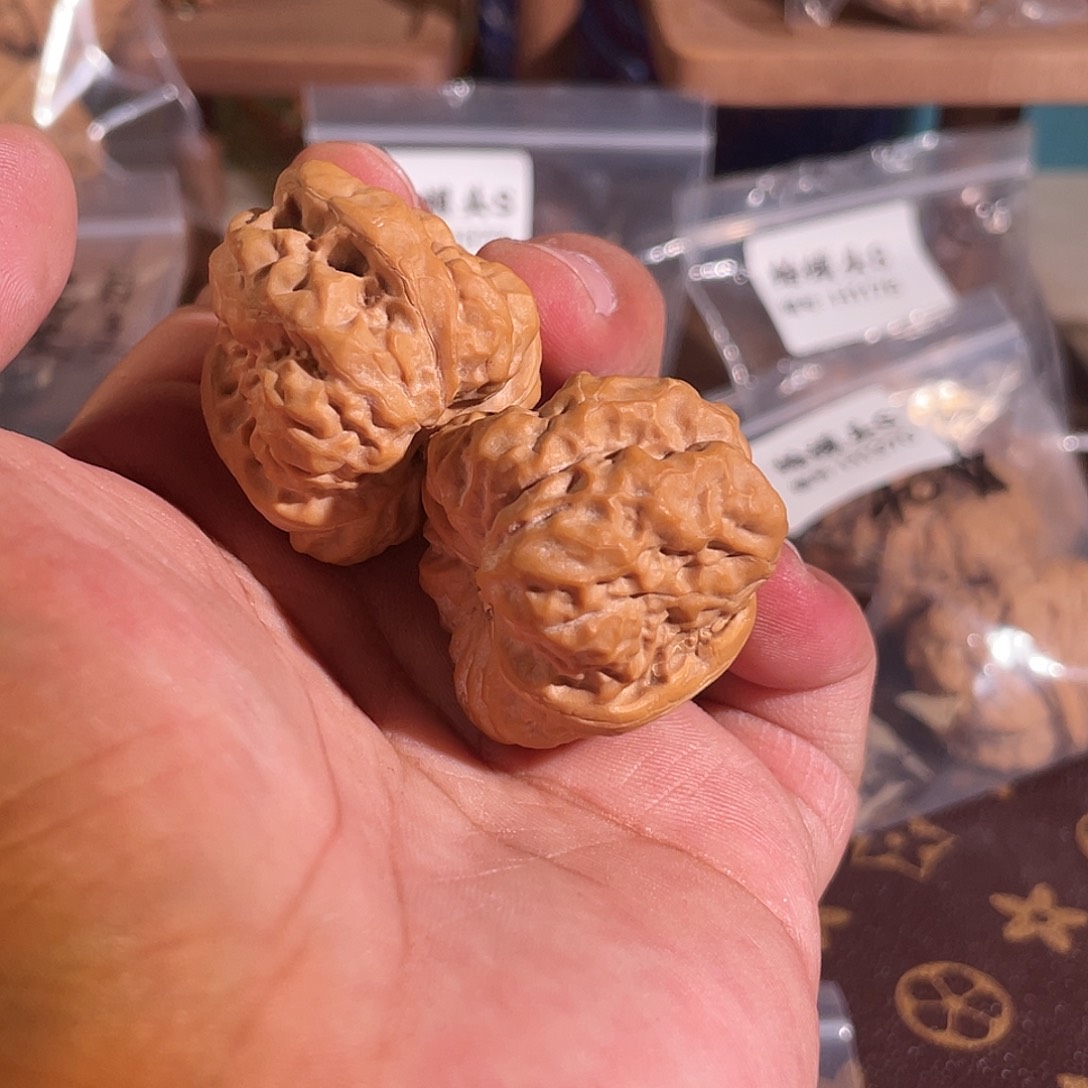 G***…文玩核桃把件1241